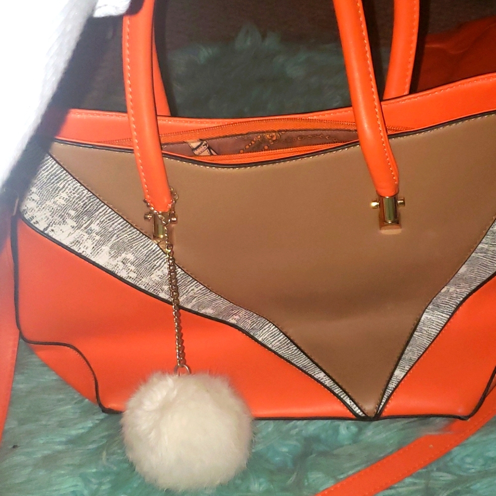 Michael kors purse